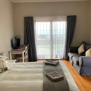  Guest house Kirknewton